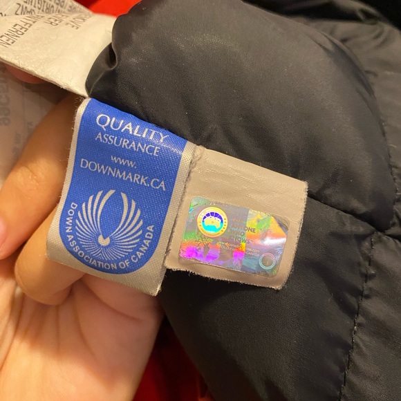 SOLD! Canada Goose Kensington Parka - Picture 4 of 4